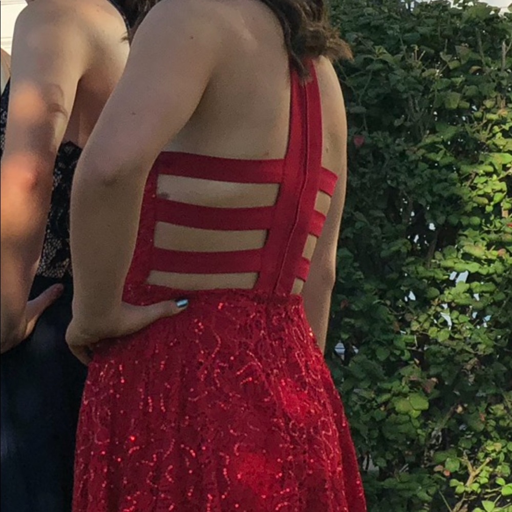 RED HOMECOMING DRESS